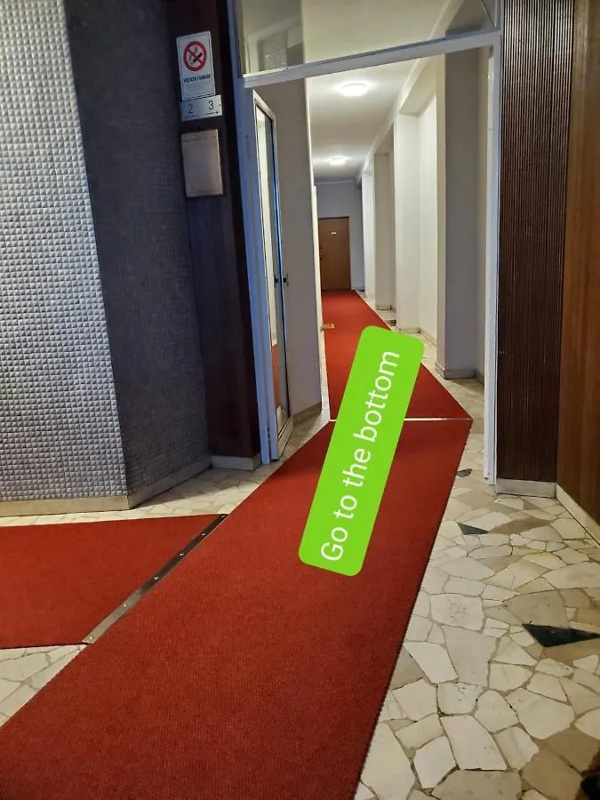 Apartment Appartamento Grazioso Metro Vicinissima Facile Per Arrivare A Duomo Milan