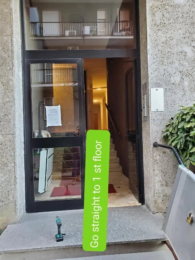 Appartamento Grazioso Metro Vicinissima Facile Per Arrivare A Duomo Milan