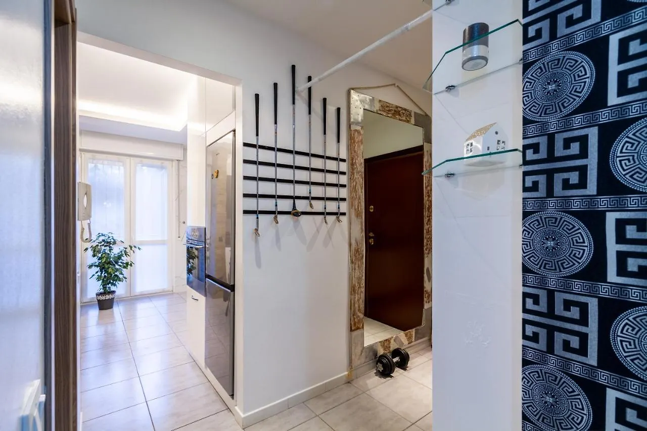 Appartamento Grazioso Metro Vicinissima Facile Per Arrivare A Duomo Milan Apartment